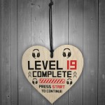 19th Birthday Gamer Gift Wood Heart Novelty 19th Birthday Gifts 