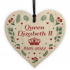 Memorial Sign For Queen Elizabeth II Wooden Heart In Memory