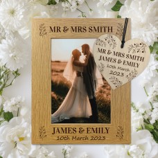 Personalised Wedding Gift Wood Wedding Day Photo Frame and Heart